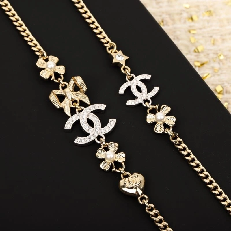 Vibrant Chanel Necklaces 222092