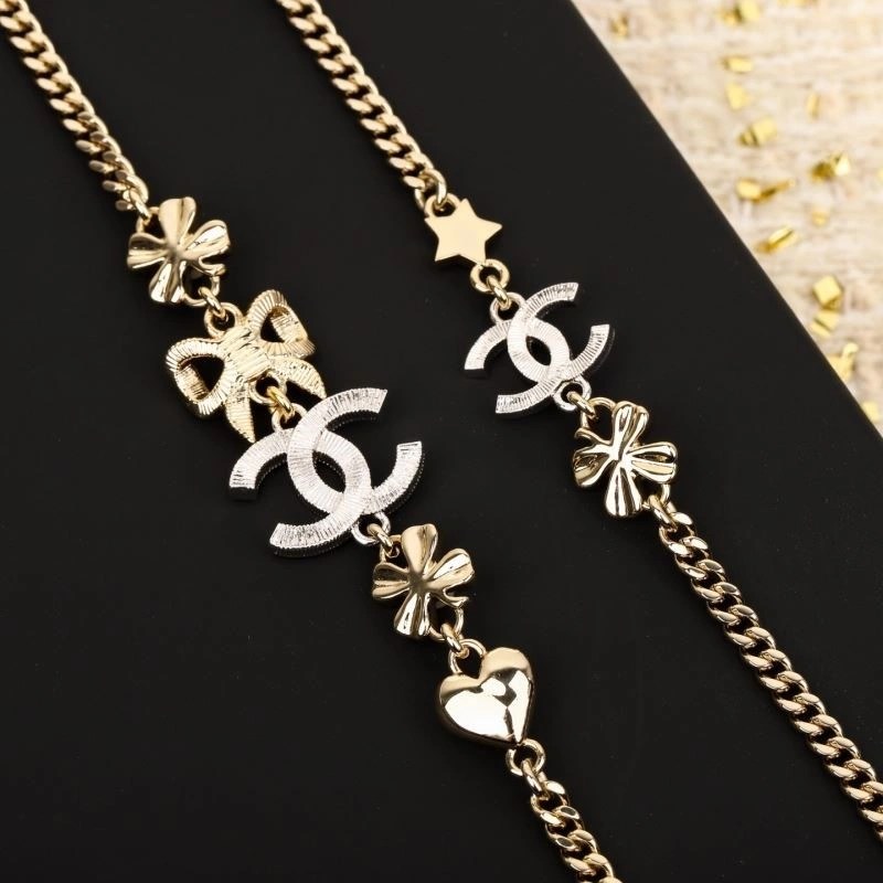 Vibrant Chanel Necklaces 222092