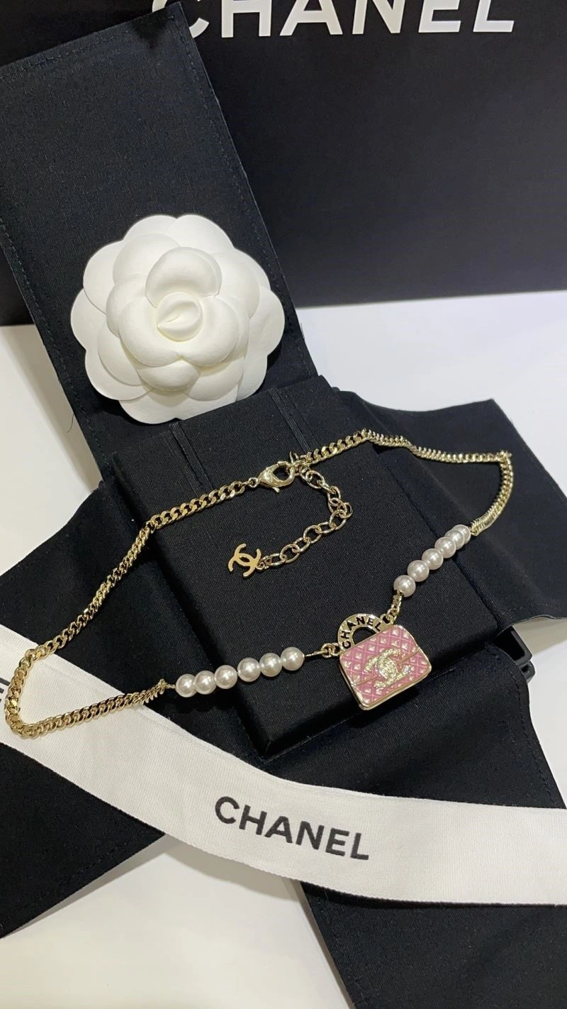 Snug Chanel Necklaces 222120
