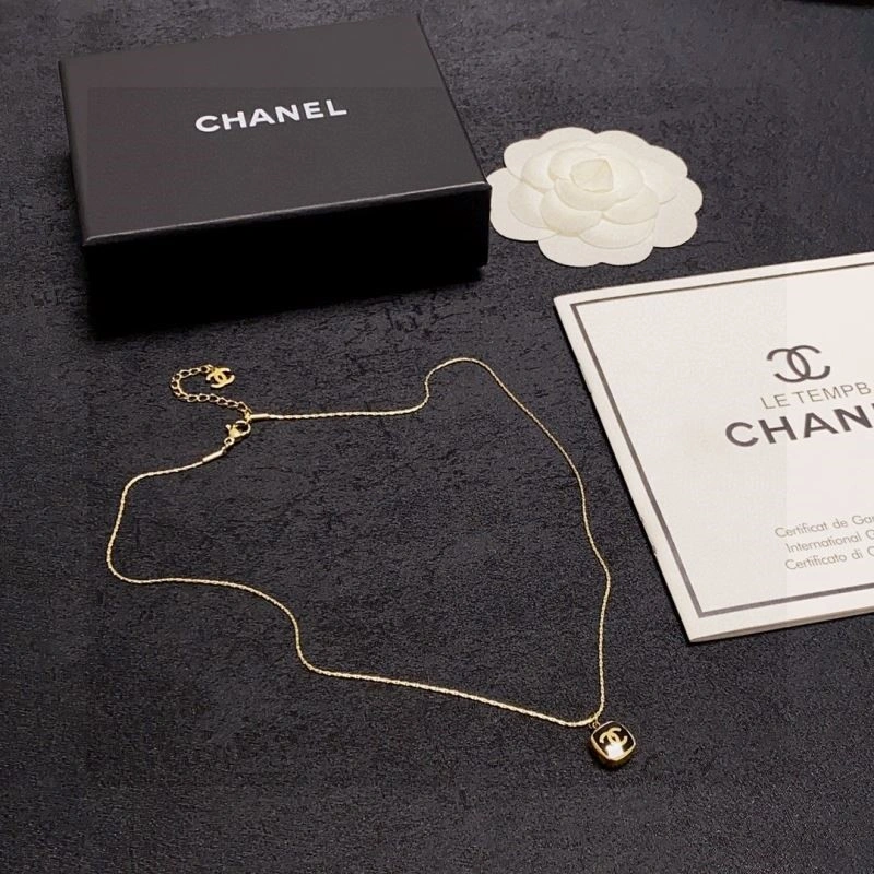 Chanel Necklaces OnTrend 222087