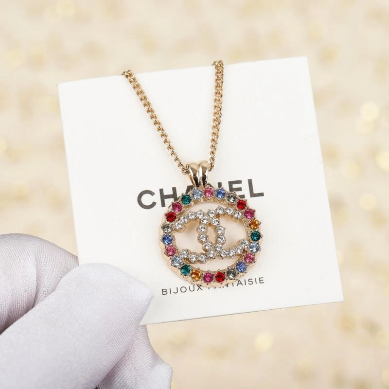 Trendsetting Chanel Necklaces 222080