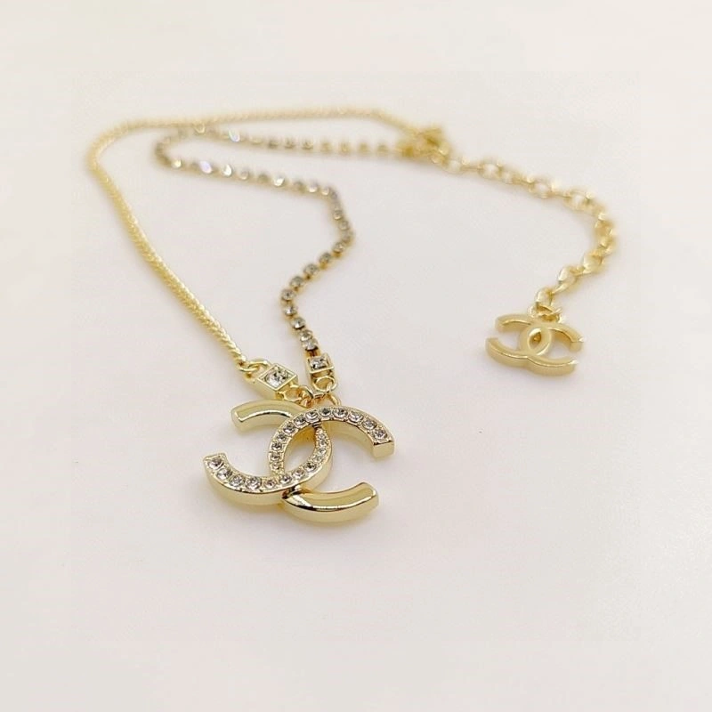 Sustainable Chanel Necklaces 222068