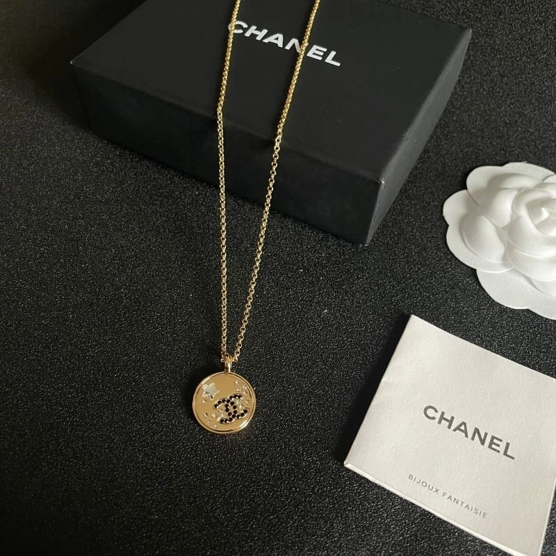 Chanel Necklaces Cozy 222061