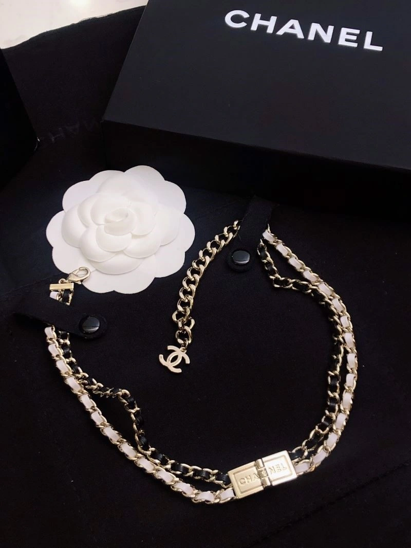 Chanel Necklaces Versatile 222053