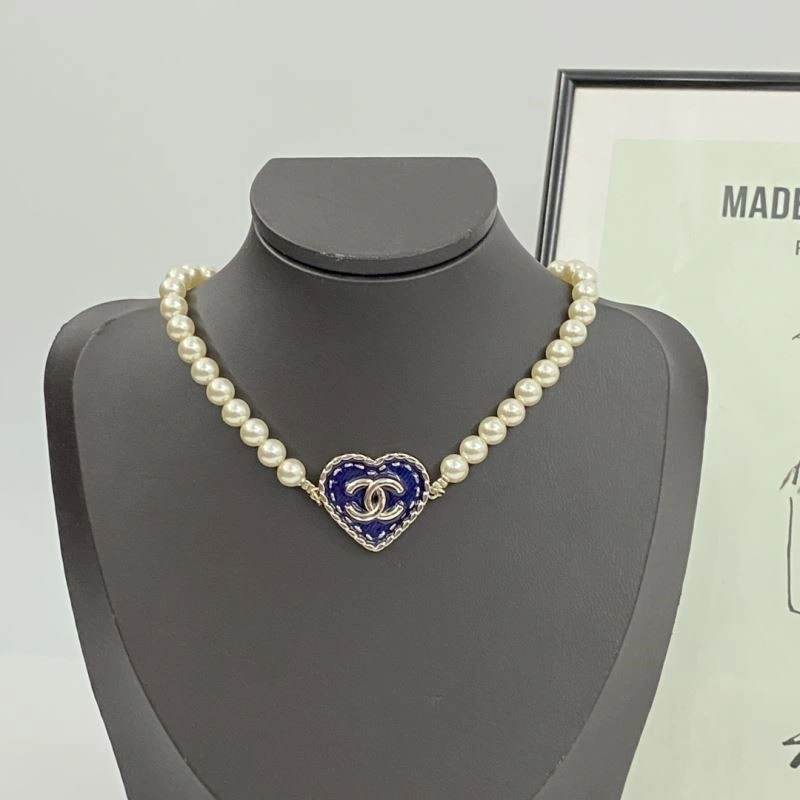 Chanel Necklaces Effortless 222042