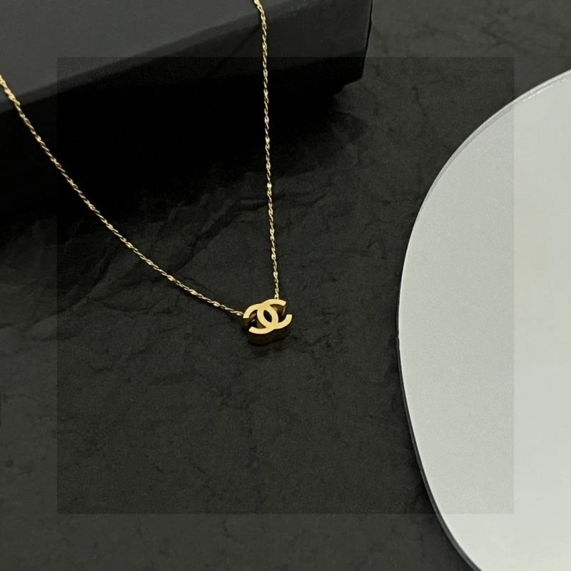 Chanel Necklaces Vibrant 222044