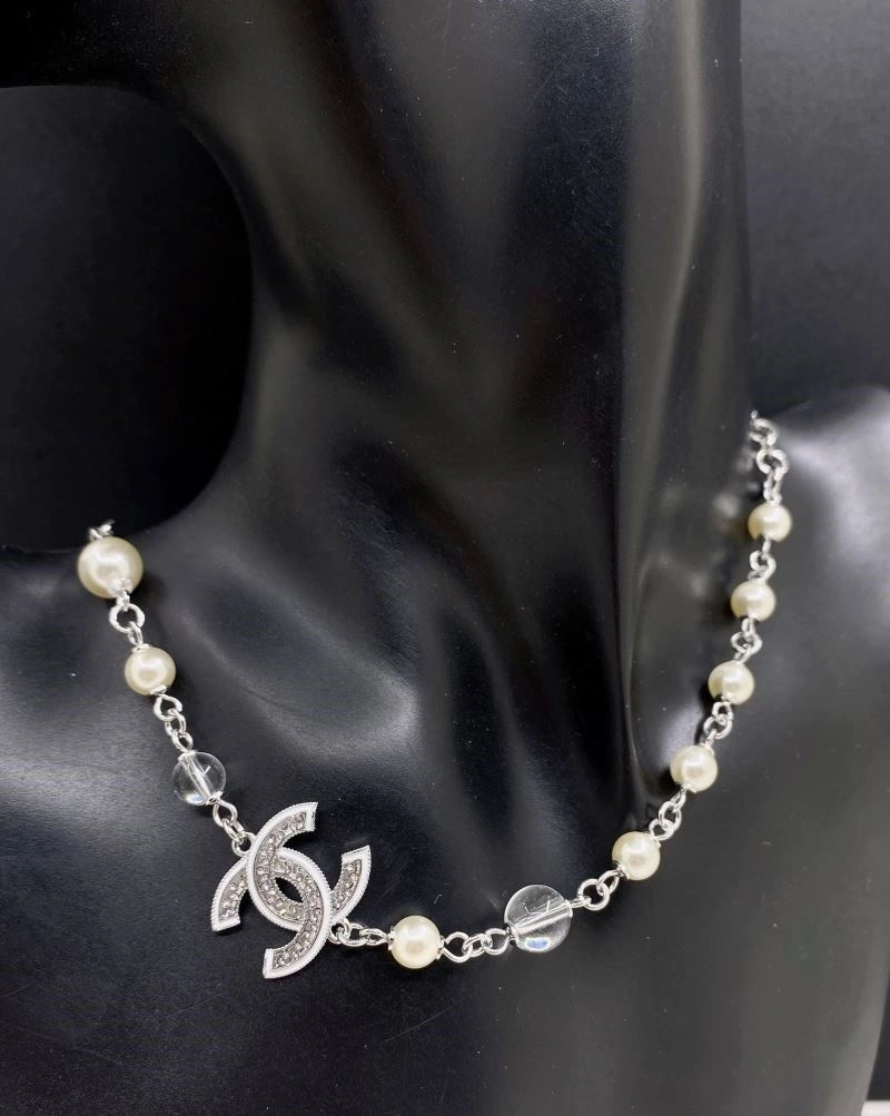 Chanel Necklaces Sleek 222038