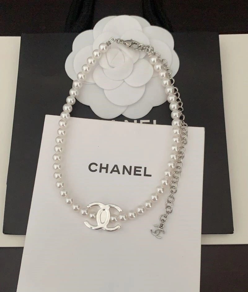 Tailored Chanel Necklaces 222036