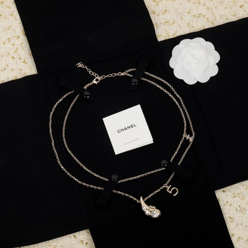 Original Chanel Necklaces 222031