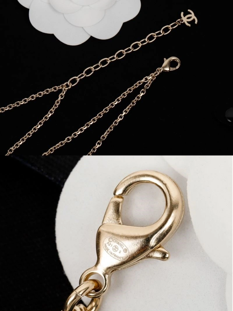Original Chanel Necklaces 222031