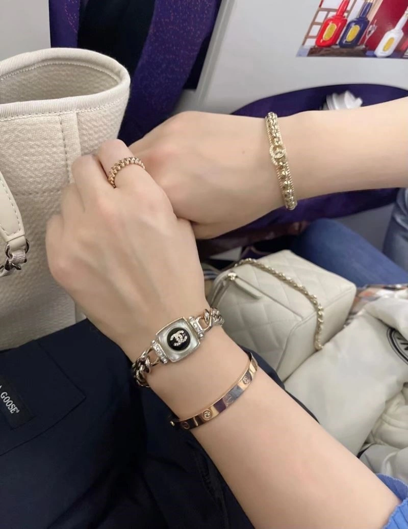Chanel Necklaces Durable 220894