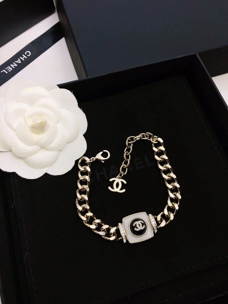 Chanel Necklaces Durable 220894