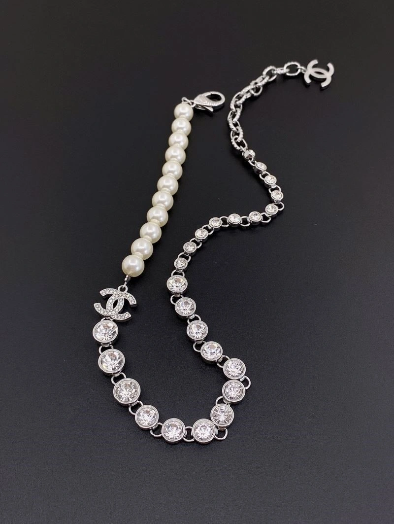 Chanel Necklaces Elegant 220886