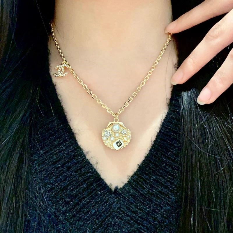Chanel Necklaces EyeCatching 220966