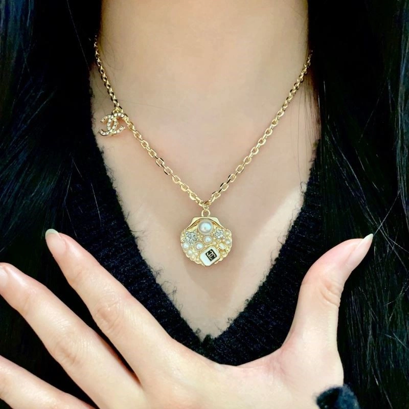 Chanel Necklaces EyeCatching 220966