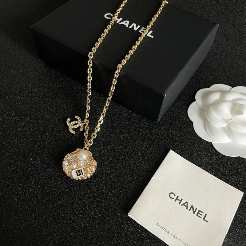 Chanel Necklaces EyeCatching 220966