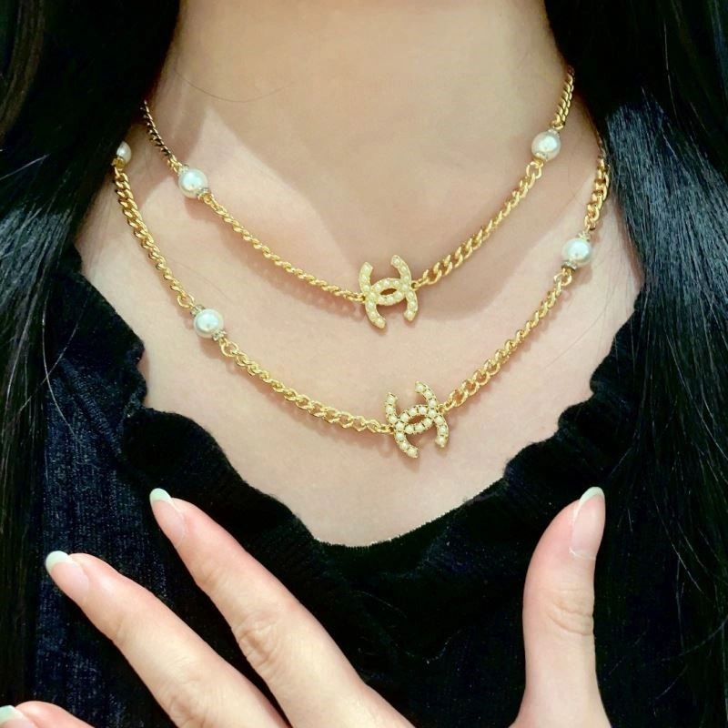 EyeCatching Chanel Necklaces 220887