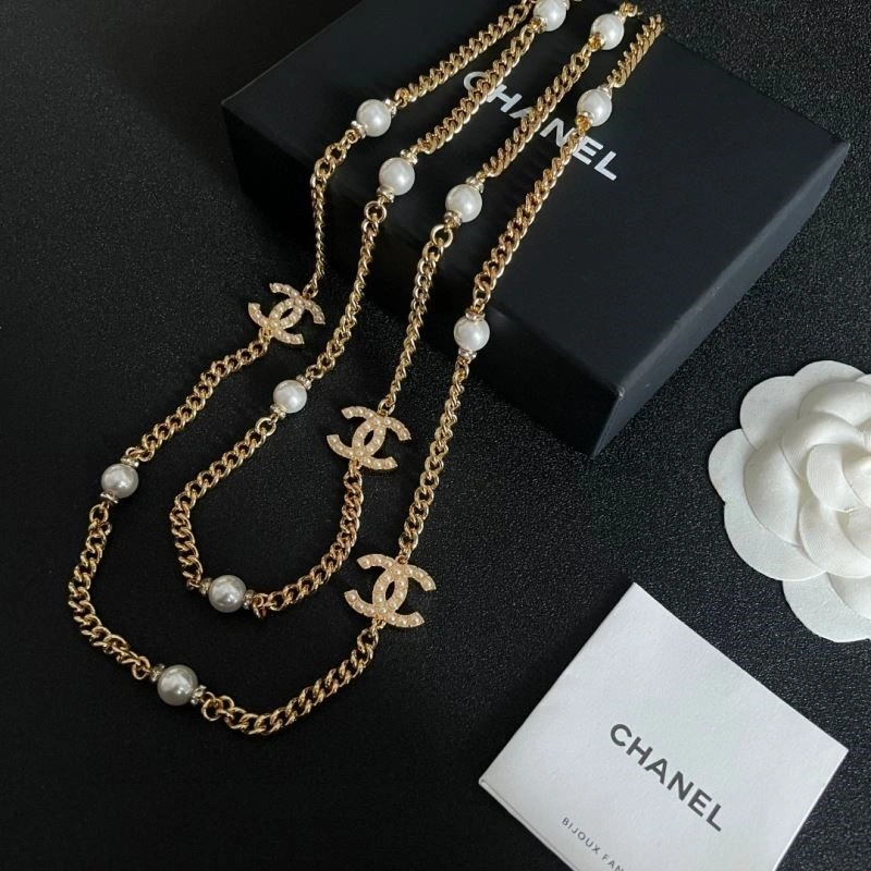 EyeCatching Chanel Necklaces 220887