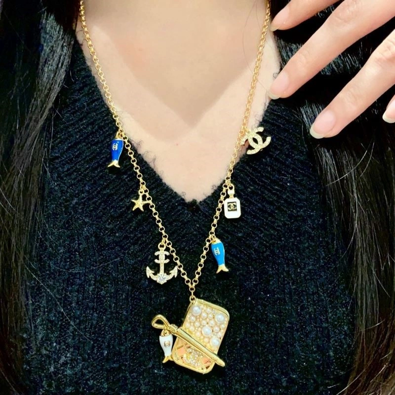 Popular Chanel Necklaces 220880