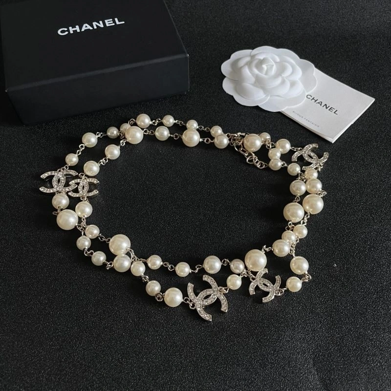 Minimalist Chanel Necklaces 220950
