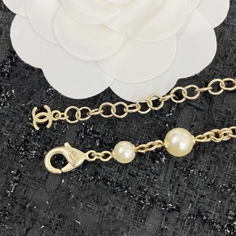 WaterResistant Chanel Necklaces 220877