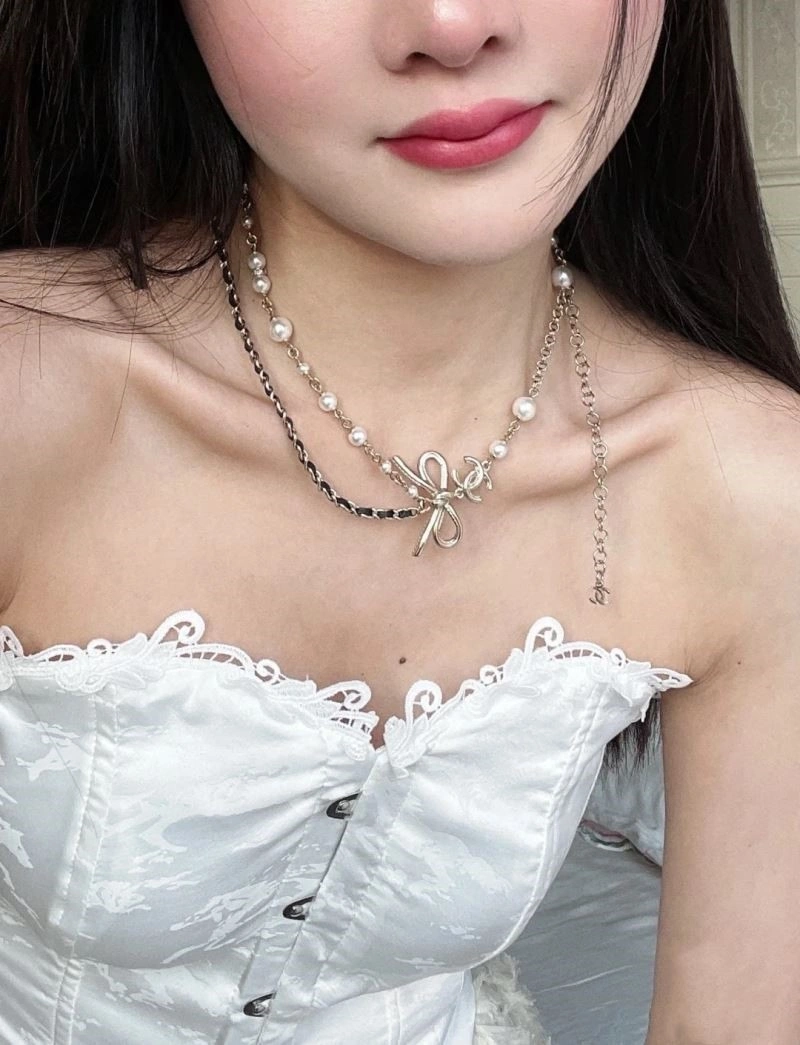 WaterResistant Chanel Necklaces 220877