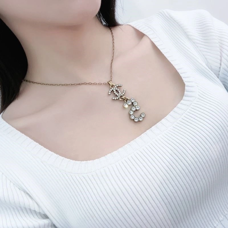 MoistureWicking Chanel Necklaces 220939
