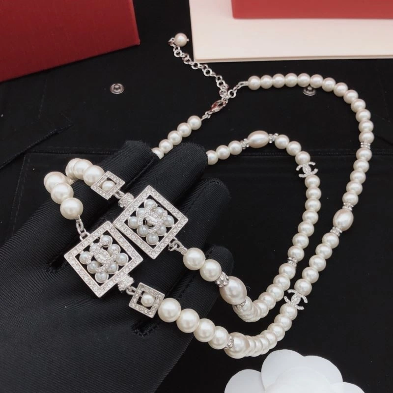 Chanel Necklaces Original 220885