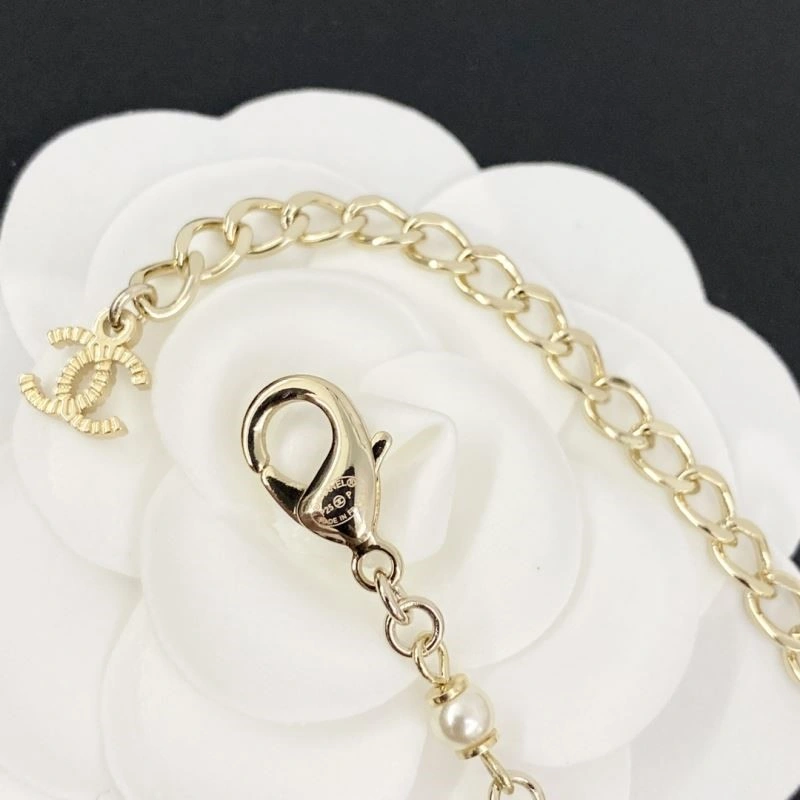 Affordable Chanel Necklaces 220903