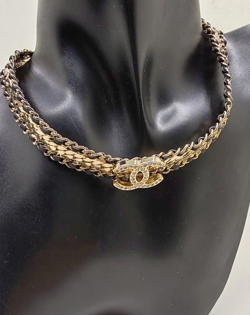 Elegant Chanel Necklaces 220869