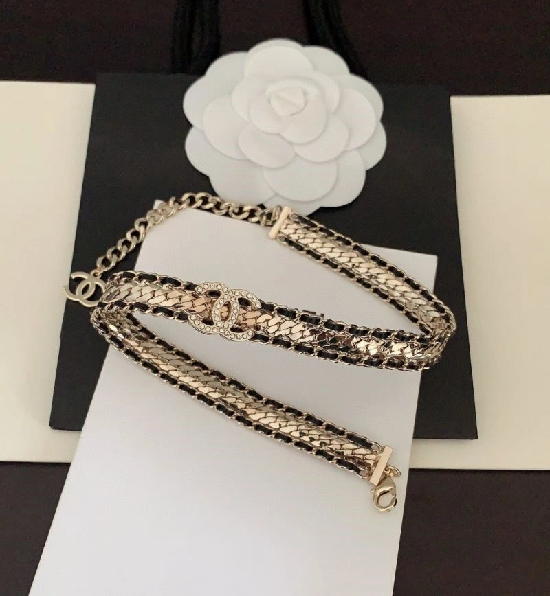 Elegant Chanel Necklaces 220869
