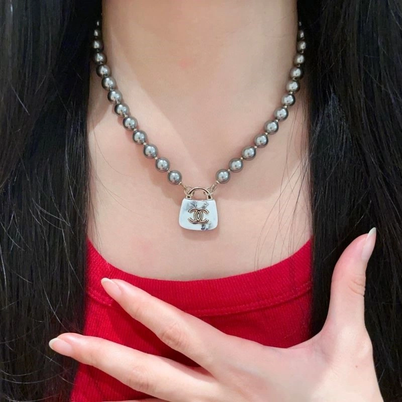 Unique Chanel Necklaces 220873