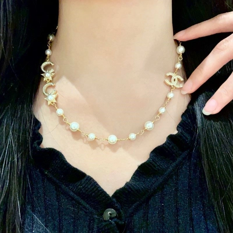 Chanel Necklaces Comfortable 220858