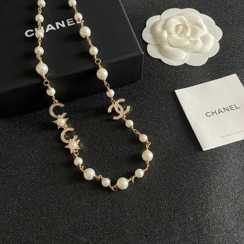 Chanel Necklaces Comfortable 220858