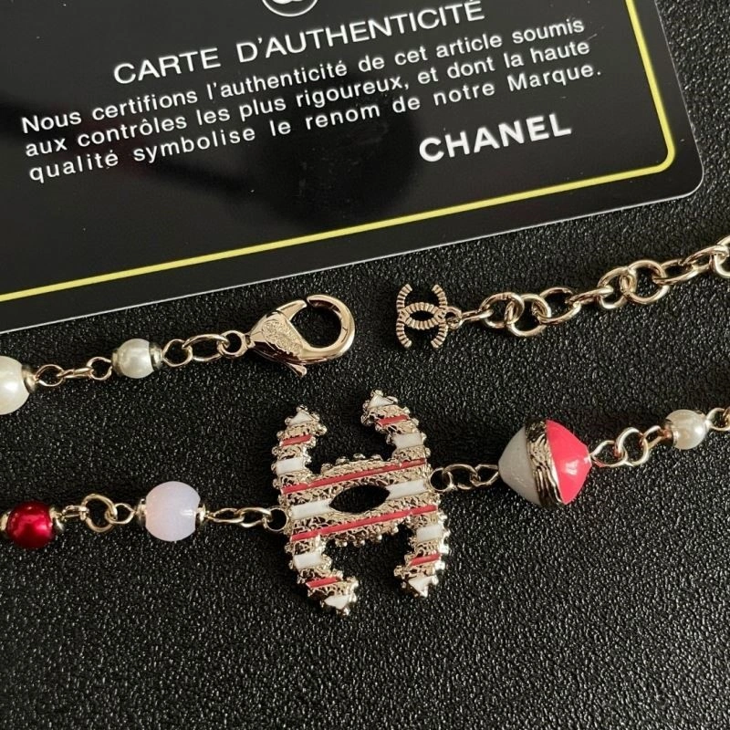 Snug Chanel Necklaces 220854