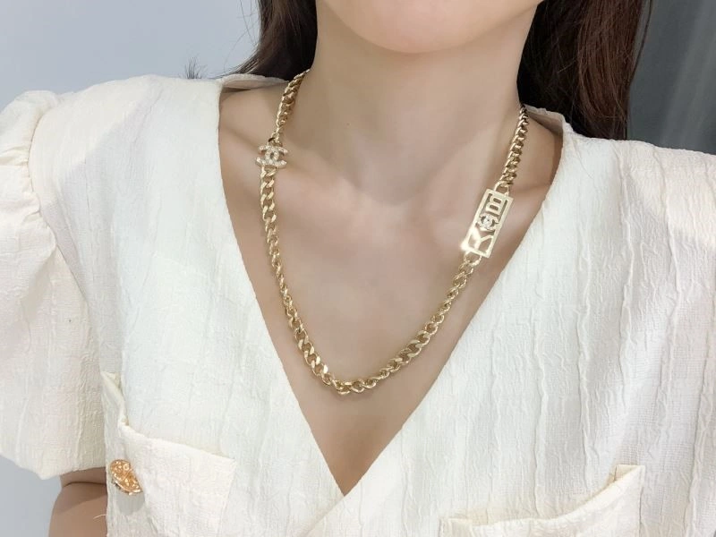 Chanel Necklaces Contemporary 220866