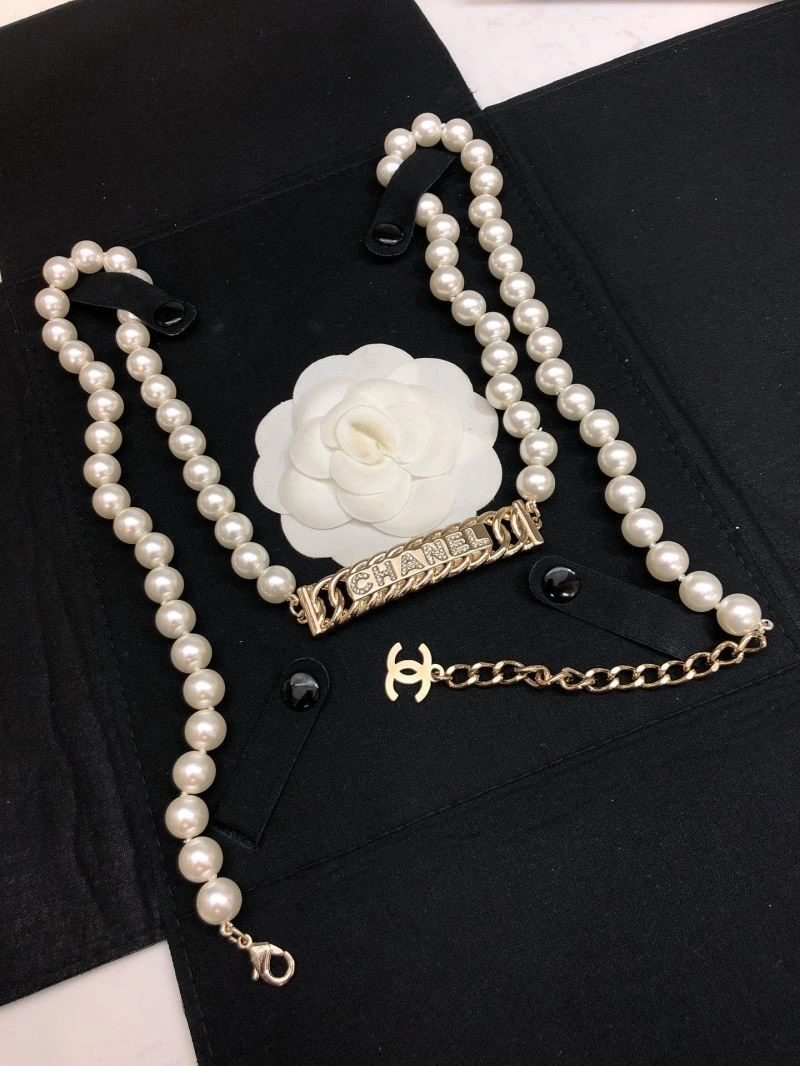 Seasonal Chanel Necklaces 220853