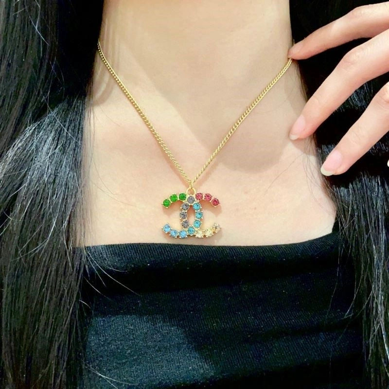 Sleek Chanel Necklaces 220861