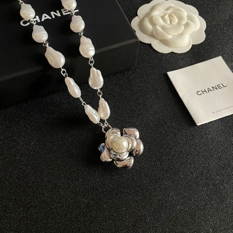 Durable Chanel Necklaces 220852