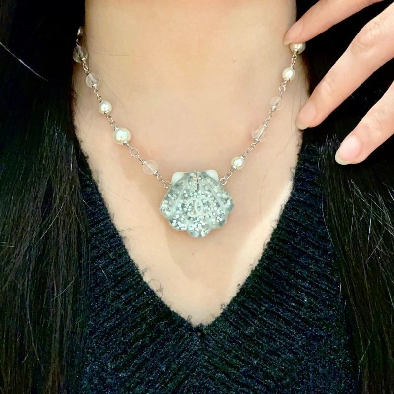 Reliable Chanel Necklaces 220842