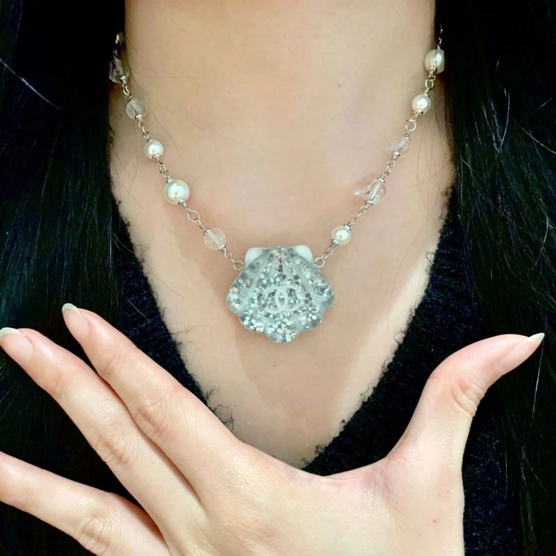Reliable Chanel Necklaces 220842