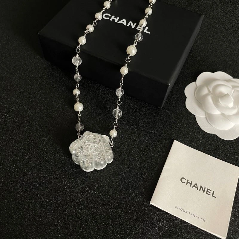 Reliable Chanel Necklaces 220842
