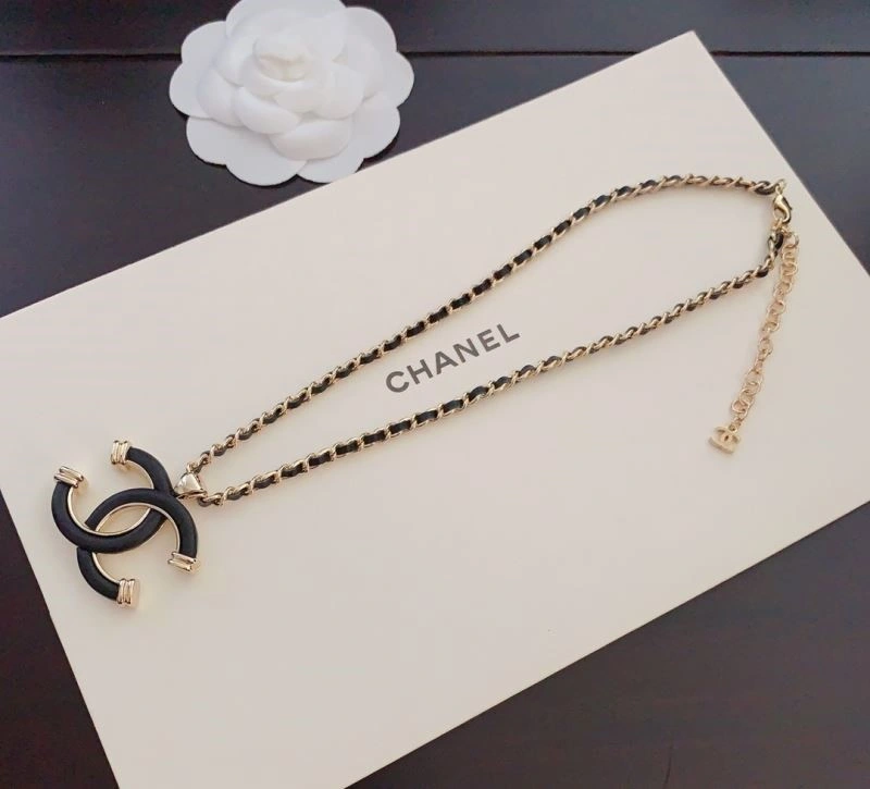 Chanel Necklaces Minimalist 220856