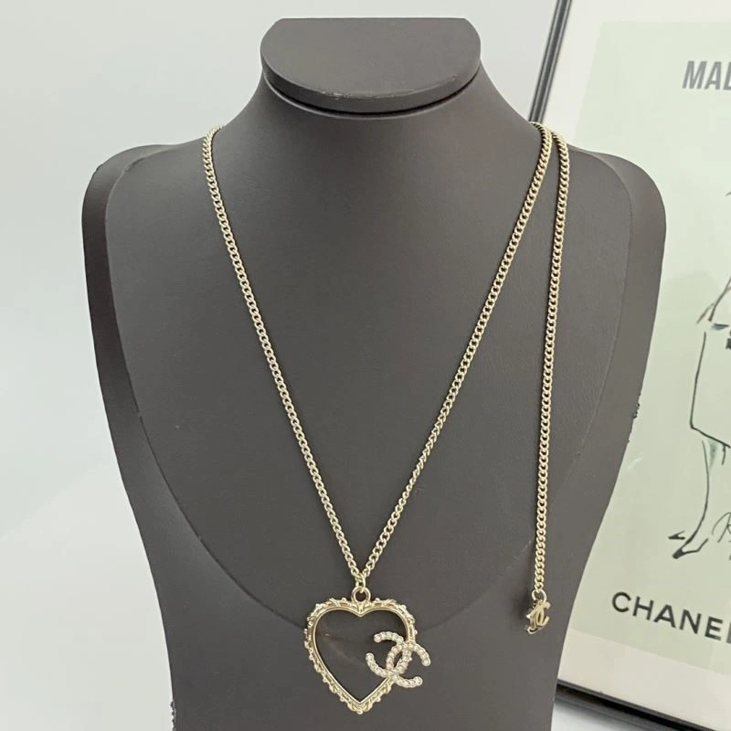 Compact Chanel Necklaces 220829