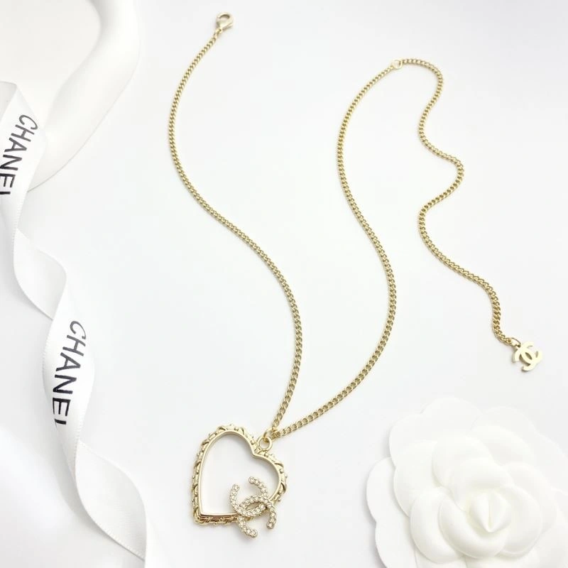 Compact Chanel Necklaces 220829