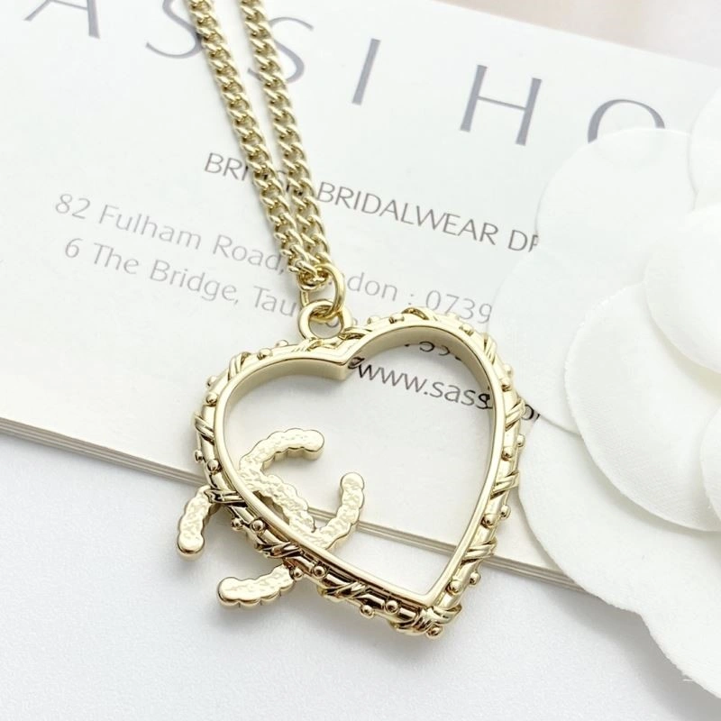 Compact Chanel Necklaces 220829