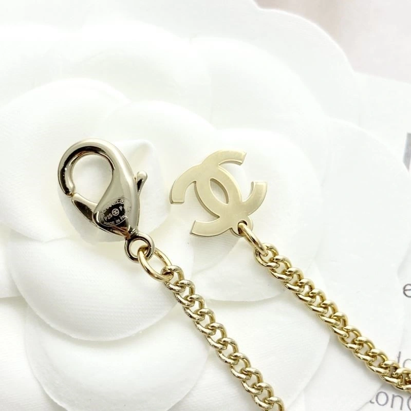 Compact Chanel Necklaces 220829