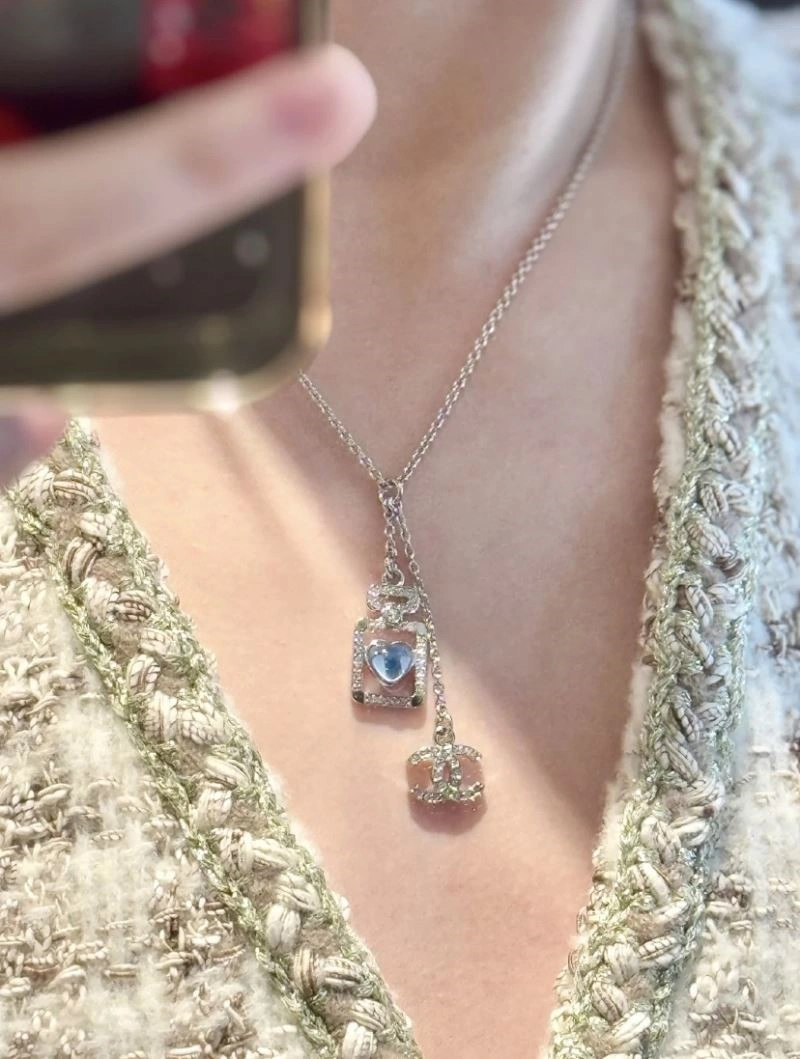 Chanel Necklaces WrinkleFree 220899
