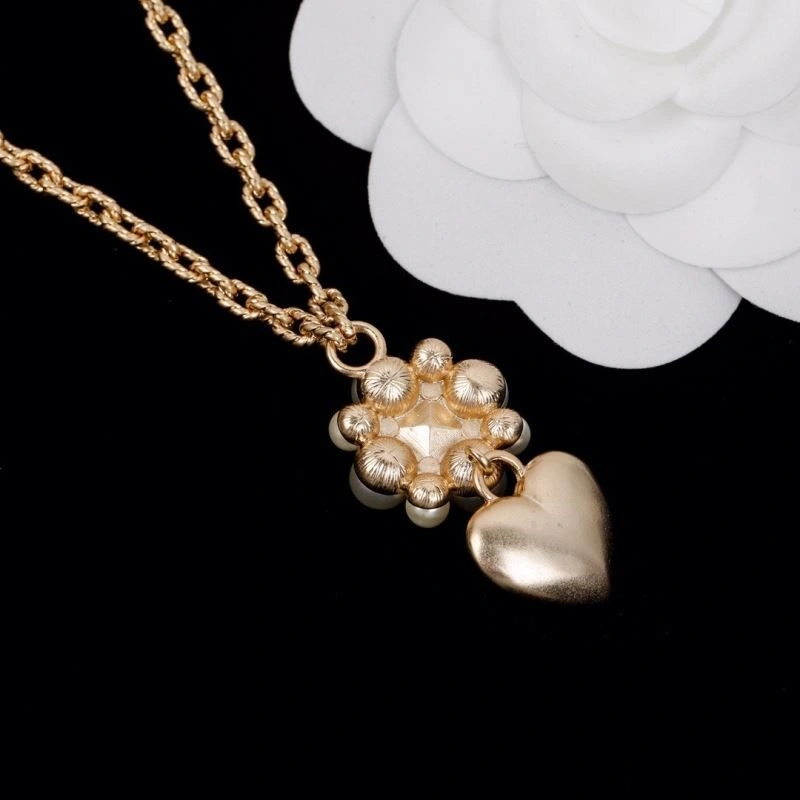 Chanel Necklaces Stylish 220904