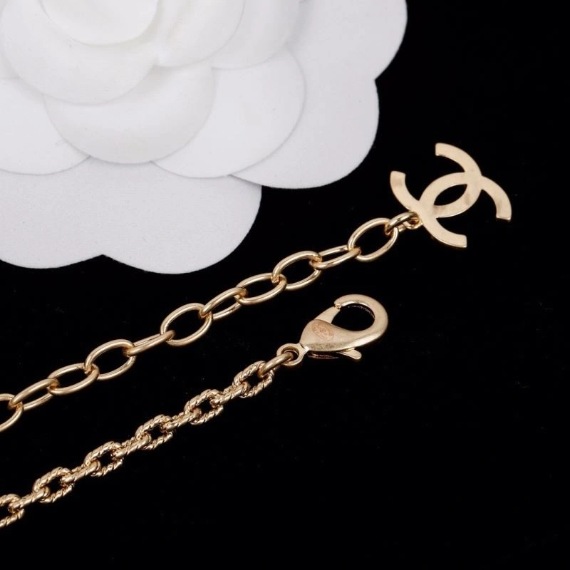 Chanel Necklaces Stylish 220904